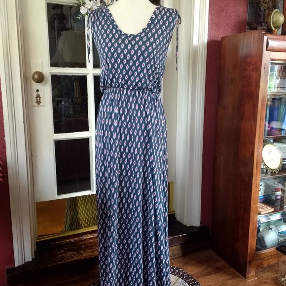 LOFT Dresses & Skirts - LOFT Maxi Dress Sleeveless Shoulder Ties